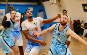 TOURAINE BASKET CLUB - VAL DE SEINE BASKET