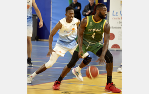 TOURCOING SAINT MICHEL - VAL DE SEINE BASKET